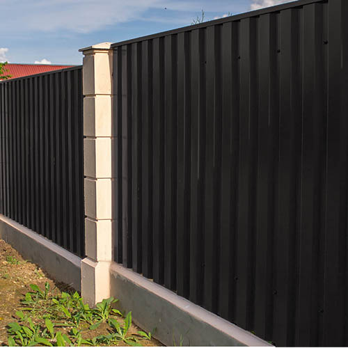 Здание с кровлей из профнастила МП-20 с утеплителем PIR для склада или коммерческого объекта